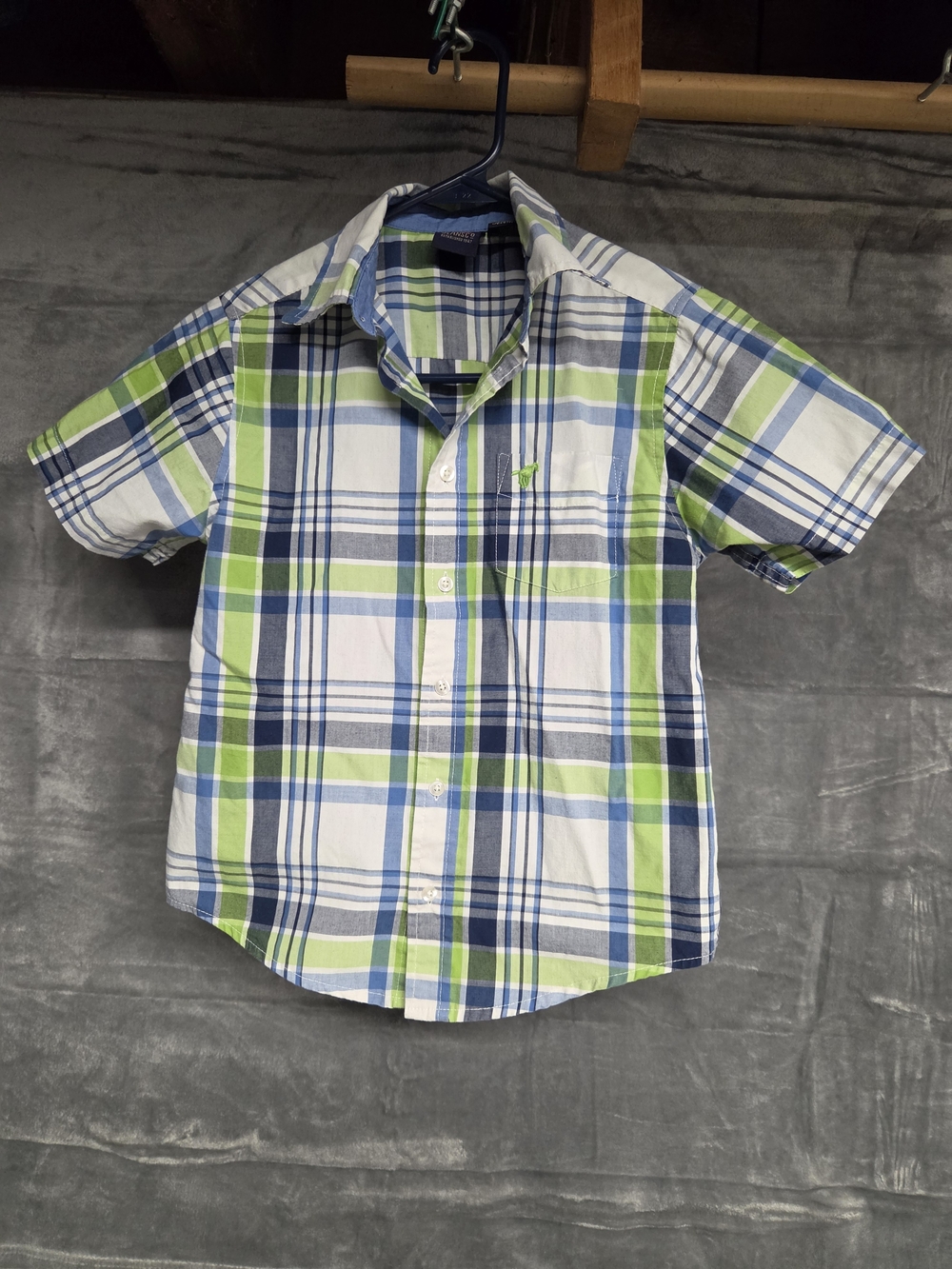 Wrangler Short Sleeve Plaid Button-Down in Blue, Green & White